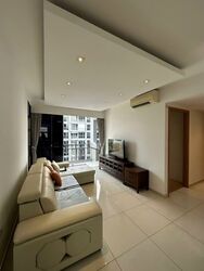Prive (D19), Condominium #588218811